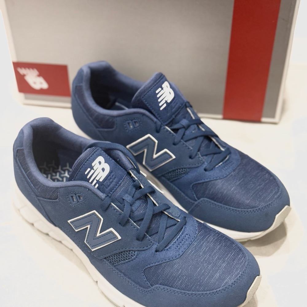 New Balance MVL530CC Men's Sneakers Color Navy
